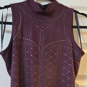 High collar-neck top